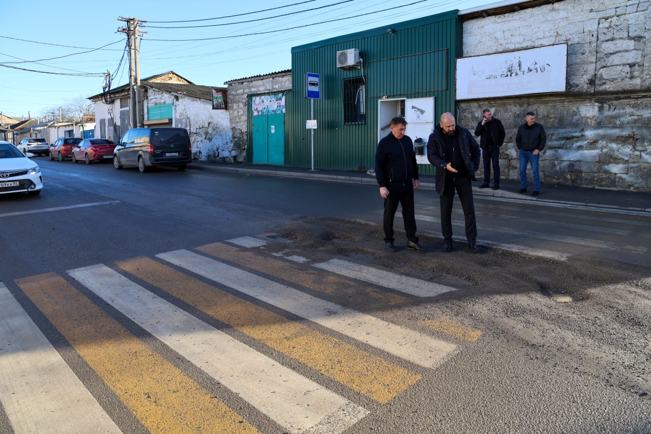 «Крымавтодор» начнёт восстановление асфальтобетонного покрытия в старом городе