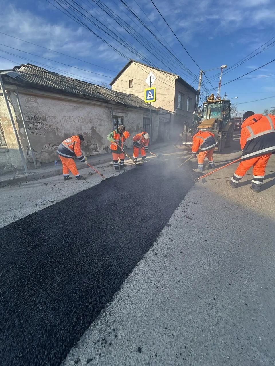 Продолжаем ямочный ремонт в Симферополе